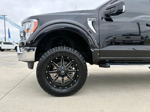 Used 2022 Ford F150 Lariat w/ FX4 Off-Road Package AWD/4WD image 7
