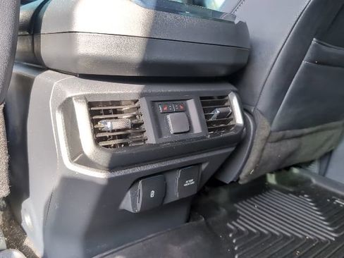 Used 2021 Ford F150 Lariat w/ Equipment Group 502A High AWD/4WD image 25