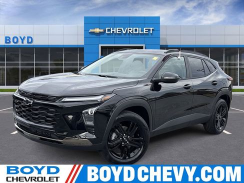 New 2026 Chevrolet Trax ACTIV w/ Driver Confidence Package image 1