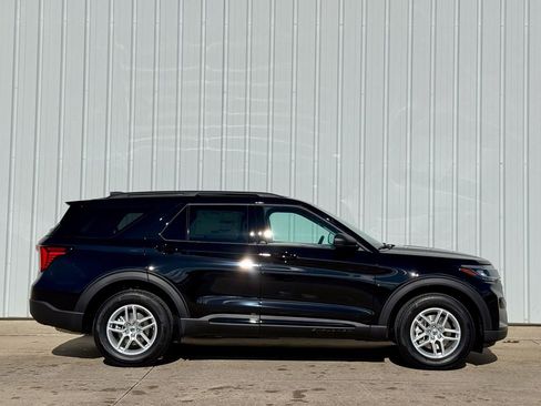 New 2026 Ford Explorer Active image 6