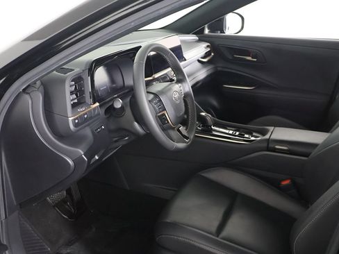 Used 2025 Toyota Crown AWD/4WD image 22