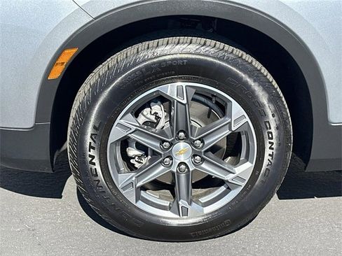 Certified 2025 Chevrolet Blazer LT image 31