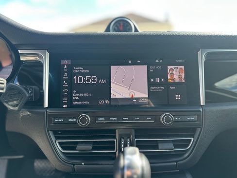 Used 2020 Porsche Macan S image 31