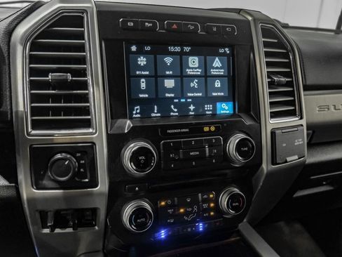 Used 2017 Ford F350 Platinum w/ Platinum Ultimate Package image 27