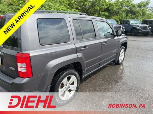 Certified 2016 Jeep Patriot Latitude AWD/4WD image 6