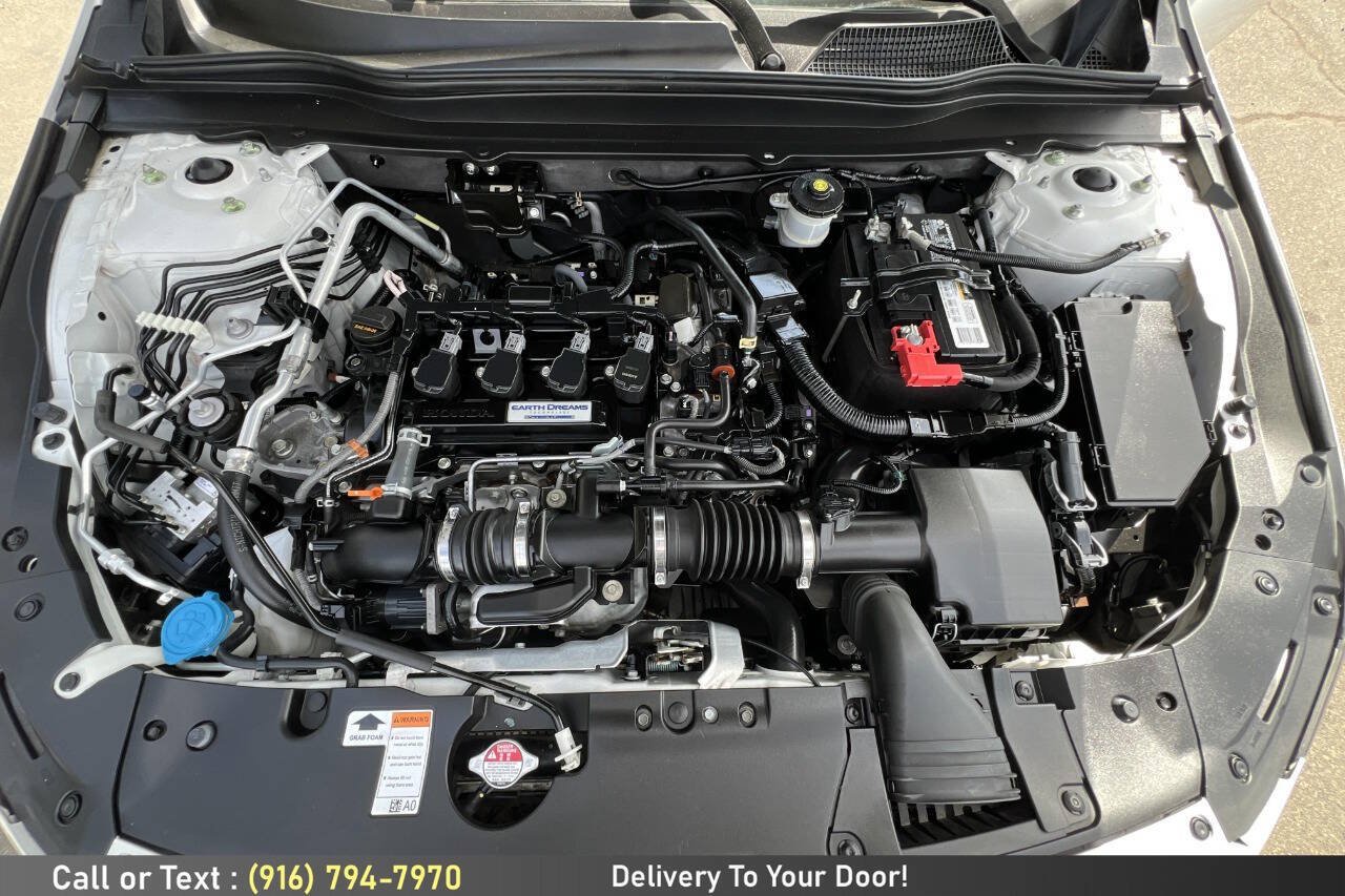 Used 2018 Honda Accord Sport image 12
