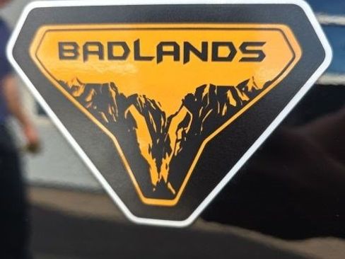 Used 2023 Ford Bronco Badlands AWD/4WD image 5