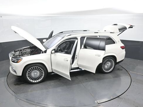 Used 2023 Mercedes-Benz Maybach GLS 600 4MATIC image 52