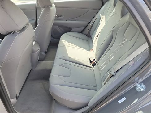 New 2025 Hyundai Elantra SEL image 22