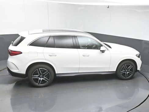 Used 2026 Mercedes-Benz GLC 300 image 48