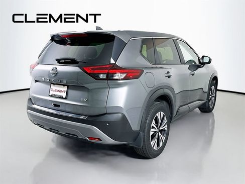 Used 2023 Nissan Rogue SV FWD image 7