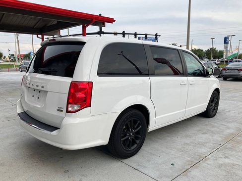 Used 2019 Dodge Grand Caravan GT FWD image 7