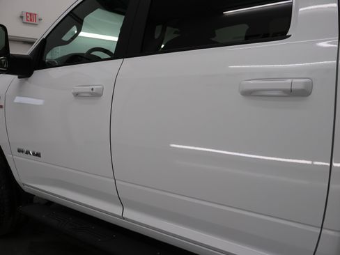 Used 2024 RAM 2500 Big Horn w/ Sport Appearance Package image 34