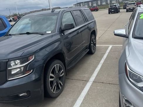 Used 2019 Chevrolet Tahoe LT AWD/4WD image 2