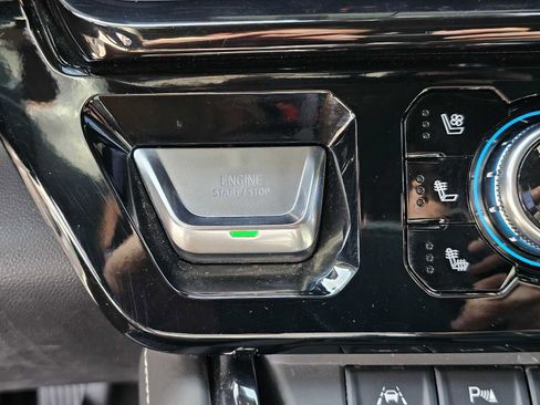 Used 2024 GMC Sierra 1500 AT4X image 31