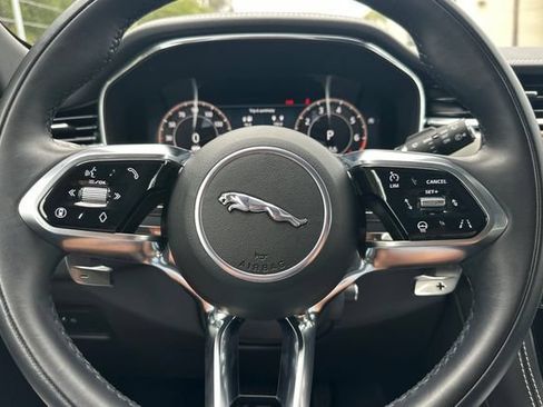 Certified 2026 Jaguar F-PACE R-Dynamic S AWD/4WD image 23