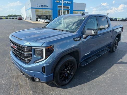 Used 2026 GMC Sierra 1500 Elevation w/ Elevation Premium Package AWD/4WD image 9