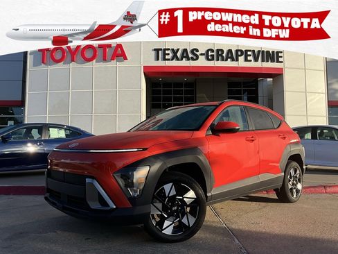 Used 2025 Hyundai Kona SEL image 1