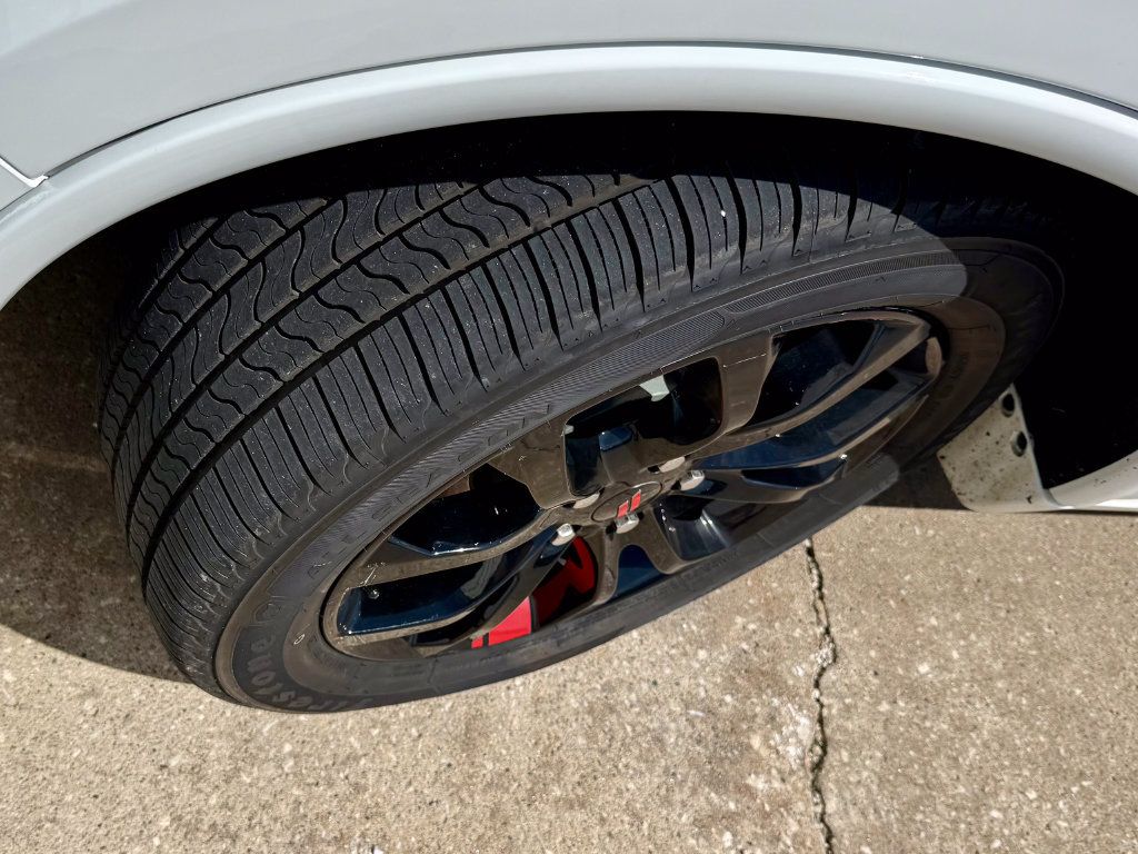 Used 2014 Dodge Durango R/T w/ Technology Group AWD/4WD image 39