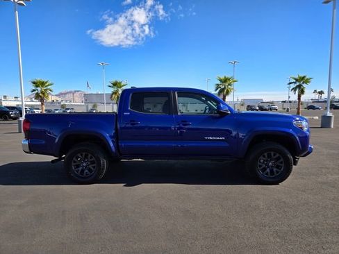 Certified 2023 Toyota Tacoma SR5 image 3