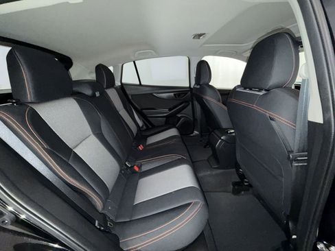 Used 2023 Subaru Crosstrek 2.0i Premium image 17