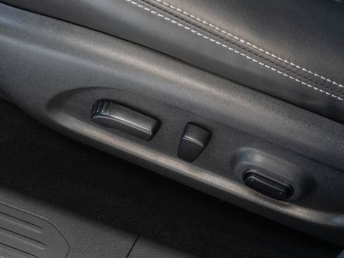 Used 2024 Nissan Murano SV FWD image 17