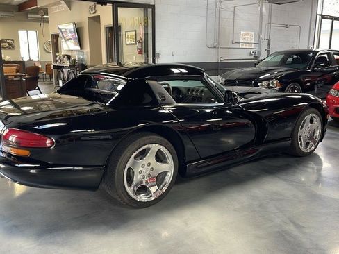 Used 1999 Dodge Viper RT/10 RWD image 9