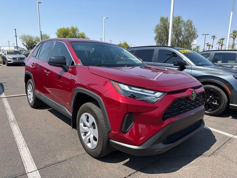 Used 2024 Toyota RAV4 LE FWD image 3