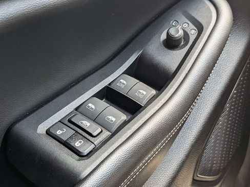 Used 2024 Jeep Grand Cherokee L Limited w/ Luxury Tech Group II RWD image 29