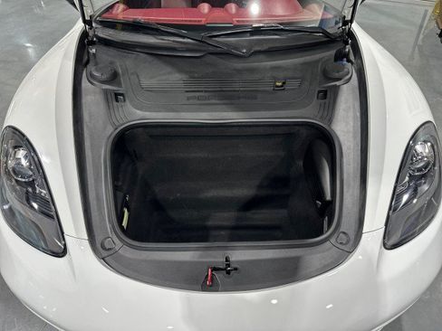 Used 2017 Porsche 718 Boxster RWD image 68