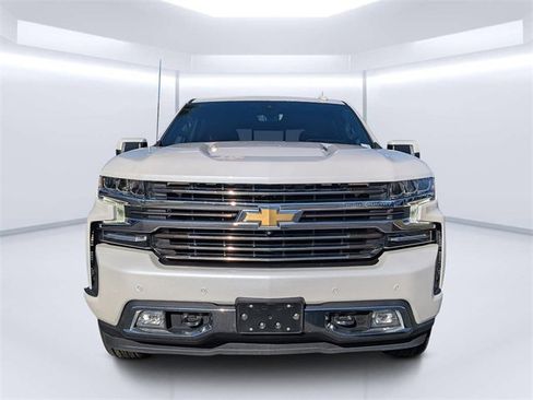 Used 2021 Chevrolet Silverado 1500 High Country w/ Technology Package image 6