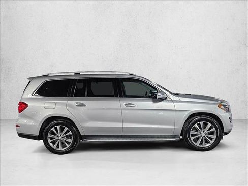 Used 2016 Mercedes-Benz GL 450 4MATIC image 4