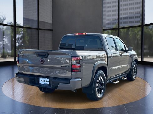 Used 2024 Nissan Frontier Pro-X w/ Pro Convenience Package image 3