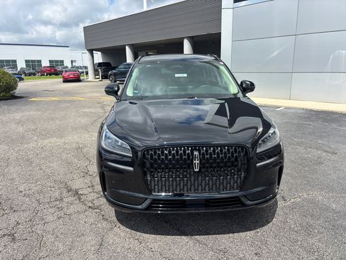 New 2026 Lincoln Corsair Premiere AWD/4WD image 2