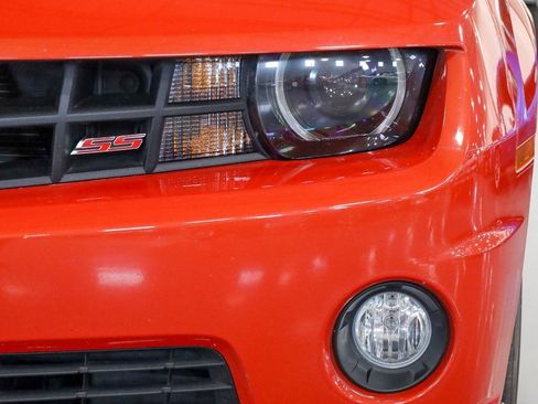 Used 2010 Chevrolet Camaro SS w/ LPO, Ground Effects Package image 15