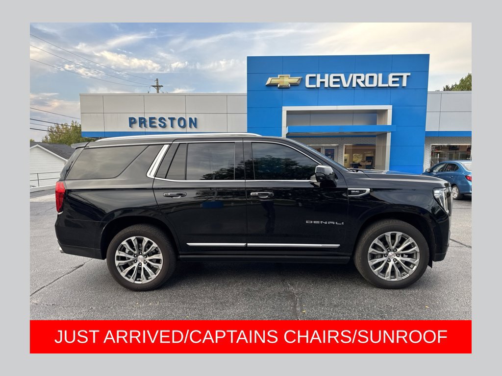 Used 2021 GMC Yukon Denali w/ Denali Premium Package AWD/4WD image 1