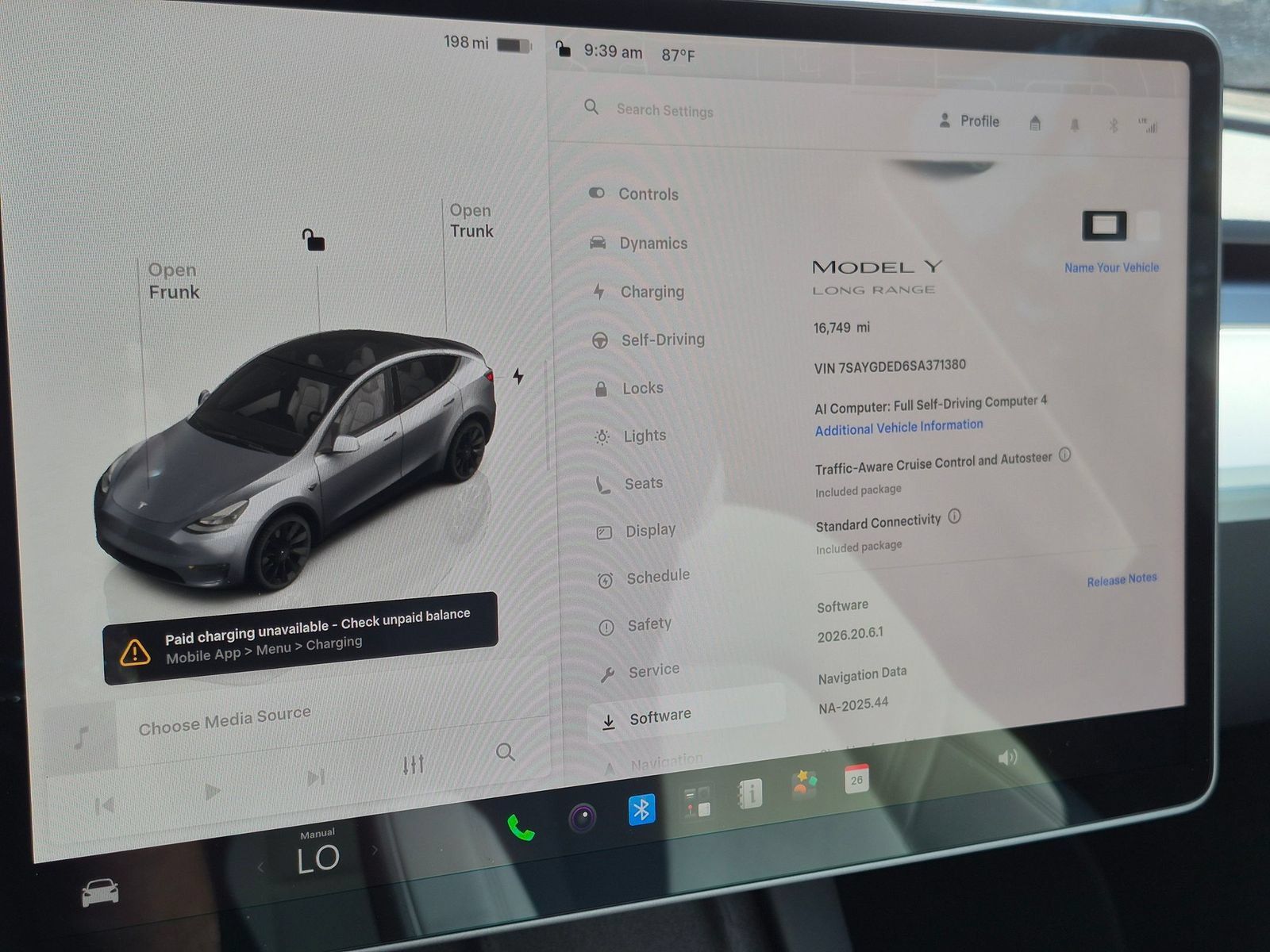 Used 2025 Tesla Model Y Long Range RWD image 19