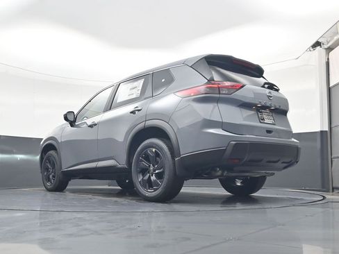 New 2026 Nissan Rogue SV w/ Cold Weather Package image 19