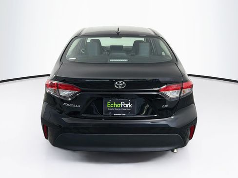 Used 2025 Toyota Corolla LE FWD image 7