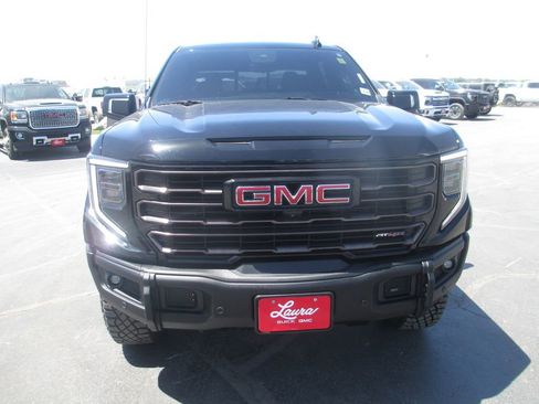 Used 2024 GMC Sierra 1500 AT4X w/ AT4X AEV Edition AWD/4WD image 14