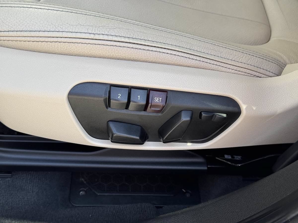 Used 2017 BMW X1 xDrive28i AWD/4WD image 27