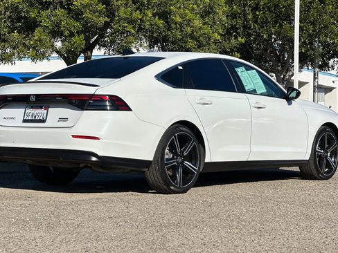 Used 2023 Honda Accord Sport image 4
