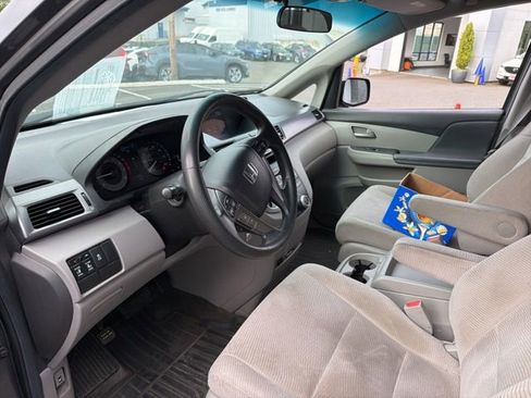 Used 2012 Honda Odyssey EX image 4