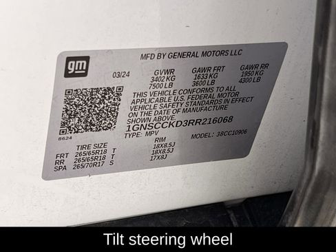 Used 2024 Chevrolet Suburban LT image 38