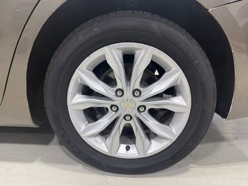 Used 2020 Chevrolet Malibu LT image 10
