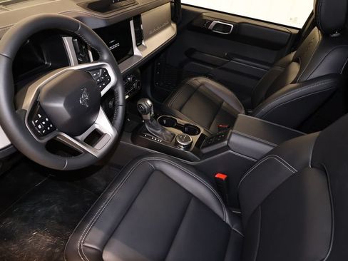New 2026 Ford Bronco Outer Banks AWD/4WD image 28