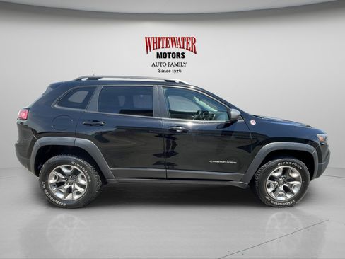 Used 2019 Jeep Cherokee Trailhawk w/ Comfort/Convenience Group AWD/4WD image 7