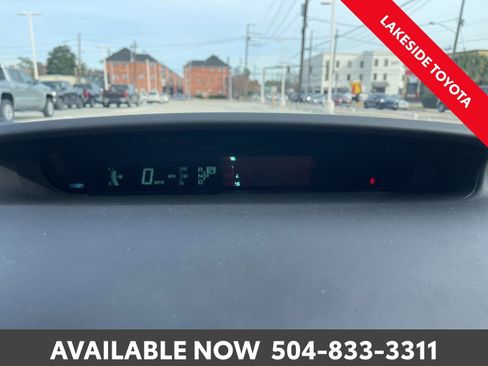 Used 2012 Toyota Prius Four image 32
