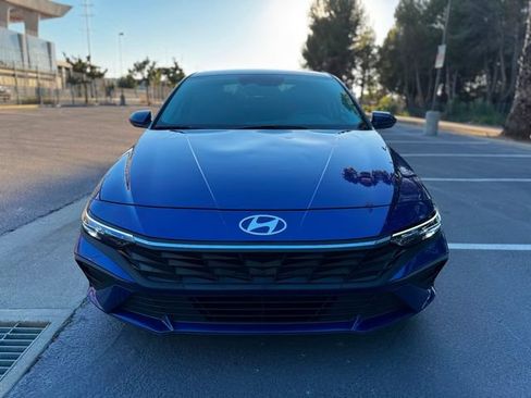 Used 2024 Hyundai Elantra SEL FWD image 4