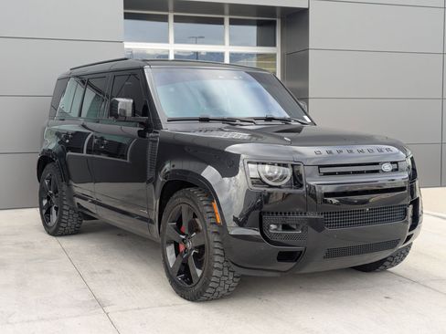 Certified 2023 Land Rover Defender 110 X image 3